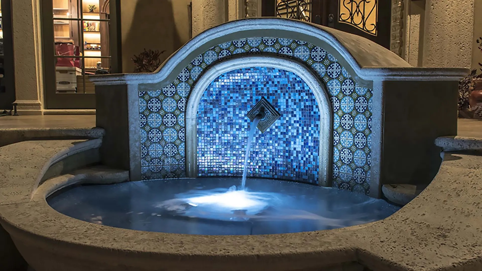 5 Helpful Landscape Lighting Tips for Ponds and Water Features